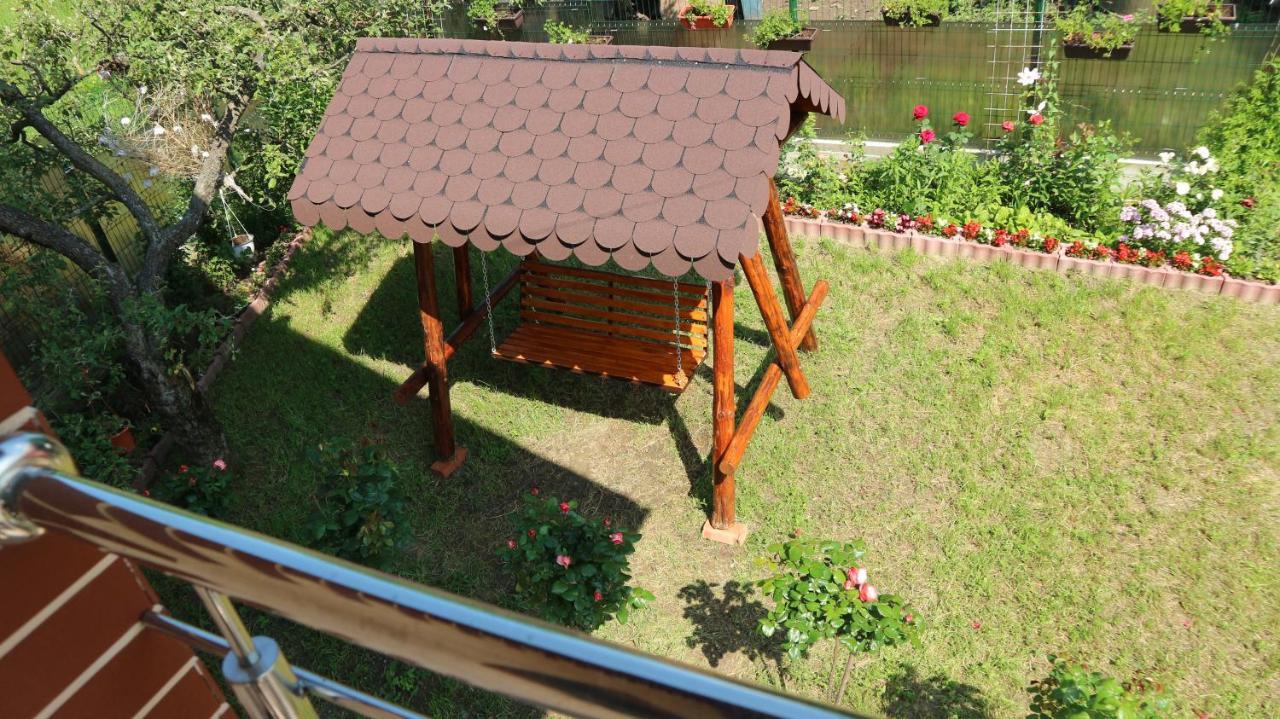 Pensiunea Luminita Mustatesti Exterior photo